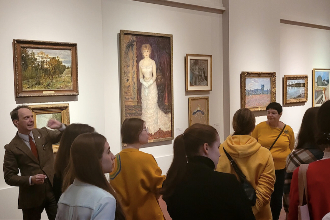 Встреча с Алексеем Петуховым в "Арт-лектории" исторического факультета МГУ Встреча с Алексеем Петуховым в "Арт-лектории" исторического факультета МГУ